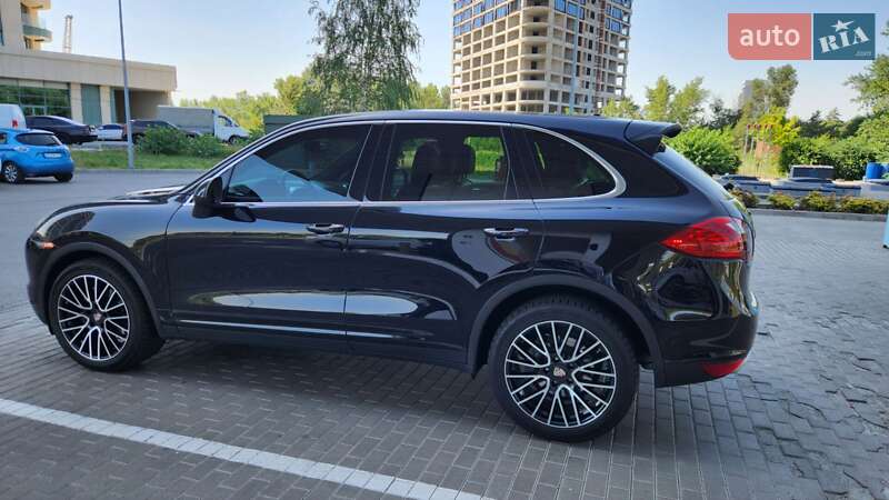 Porsche Cayenne 2011