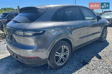 Позашляховик / Кросовер Porsche Cayenne 2019 в 