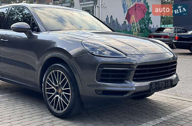Позашляховик / Кросовер Porsche Cayenne 2019 в 