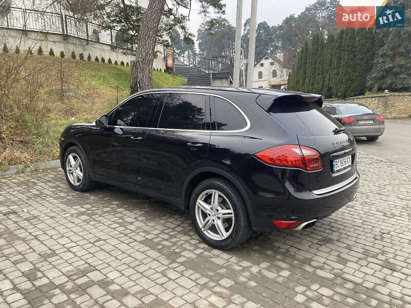 Внедорожник / Кроссовер Porsche Cayenne 2010 в Львове
