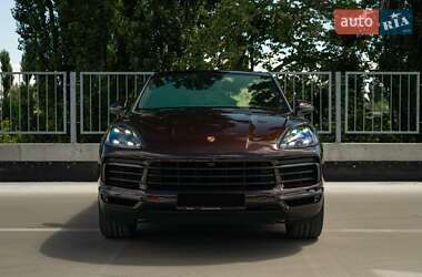 Внедорожник / Кроссовер Porsche Cayenne 2019 в 