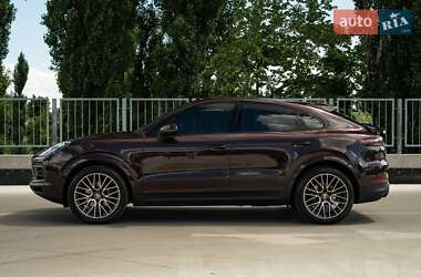 Внедорожник / Кроссовер Porsche Cayenne 2019 в 