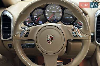 Внедорожник / Кроссовер Porsche Cayenne 2014 в 