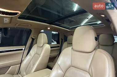 Внедорожник / Кроссовер Porsche Cayenne 2014 в 