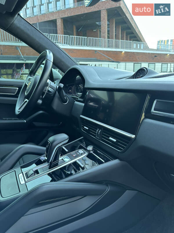 Позашляховик / Кросовер Porsche Cayenne 2020 в Дніпрі