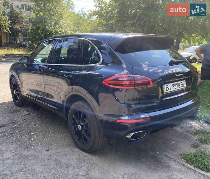 Позашляховик / Кросовер Porsche Cayenne 2015 в Полтаві фото 2 Позашляховик / Кросовер Porsche Cayenne 2015 в Полтаві
