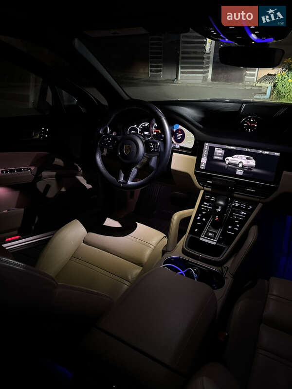 Позашляховик / Кросовер Porsche Cayenne 2020 в Білій Церкві