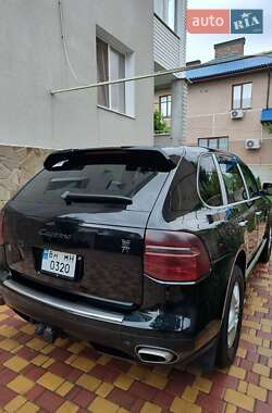 Внедорожник / Кроссовер Porsche Cayenne 2008 в 
