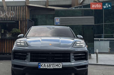 Внедорожник / Кроссовер Porsche Cayenne 2024 в 