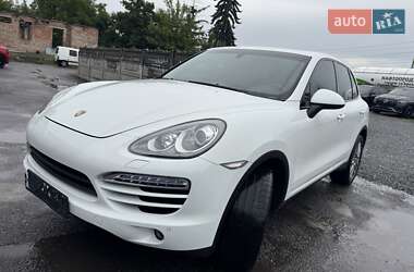 Внедорожник / Кроссовер Porsche Cayenne 2014 в 