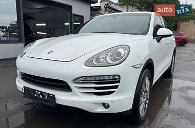 Внедорожник / Кроссовер Porsche Cayenne 2014 в 