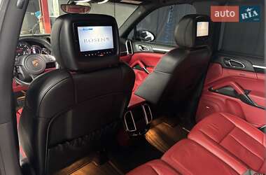 Внедорожник / Кроссовер Porsche Cayenne 2014 в 