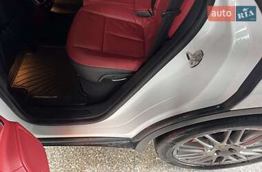 Внедорожник / Кроссовер Porsche Cayenne 2014 в 