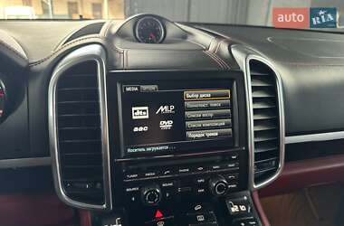 Внедорожник / Кроссовер Porsche Cayenne 2014 в 