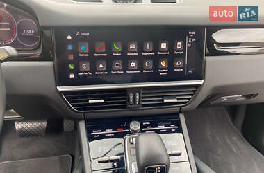 Внедорожник / Кроссовер Porsche Cayenne 2023 в 