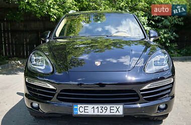 Внедорожник / Кроссовер Porsche Cayenne 2011 в Черновцах
