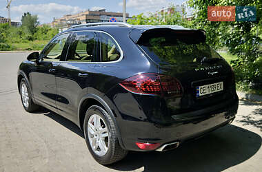 Позашляховик / Кросовер Porsche Cayenne 2011 в 