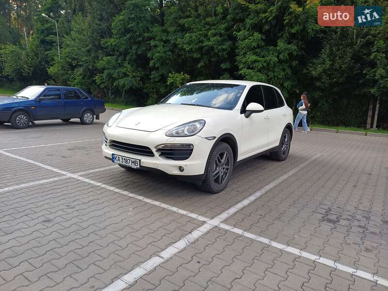 Внедорожник / Кроссовер Porsche Cayenne 2011 в Чернигове