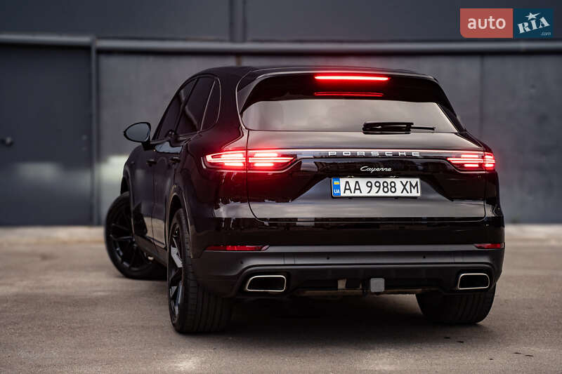 Позашляховик / Кросовер Porsche Cayenne 2019 в Києві