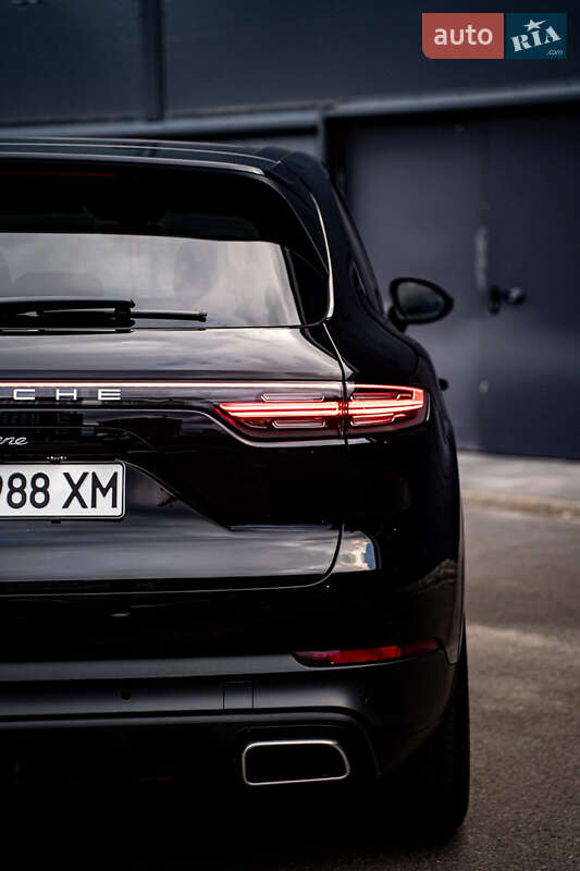 Позашляховик / Кросовер Porsche Cayenne 2019 в Києві