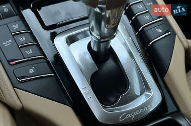 Внедорожник / Кроссовер Porsche Cayenne 2014 в 