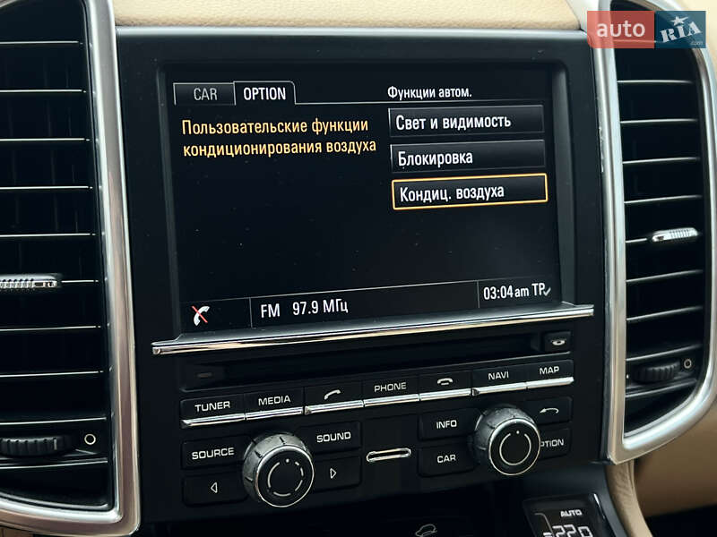 Внедорожник / Кроссовер Porsche Cayenne 2014 в Луцке