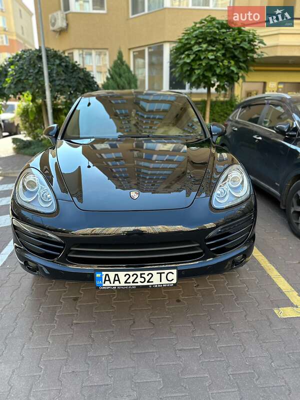 Porsche Cayenne 2012
