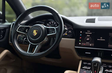Внедорожник / Кроссовер Porsche Cayenne 2021 в 