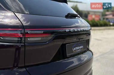 Внедорожник / Кроссовер Porsche Cayenne 2021 в 