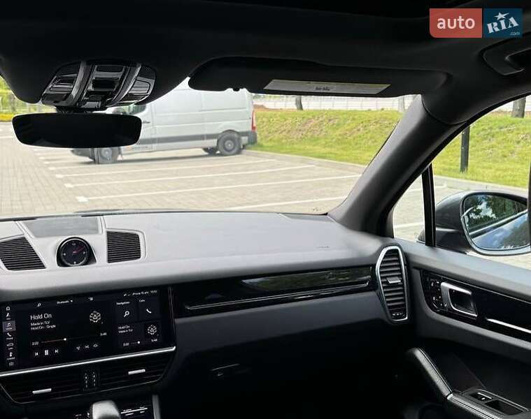 Позашляховик / Кросовер Porsche Cayenne 2019 в Львові