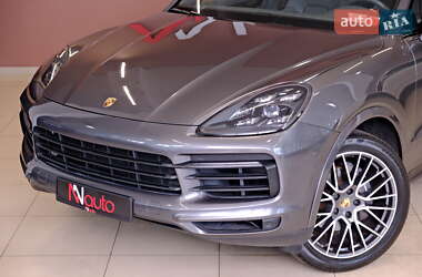 Внедорожник / Кроссовер Porsche Cayenne 2020 в 