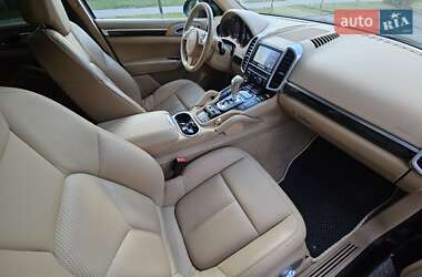Внедорожник / Кроссовер Porsche Cayenne 2013 в 