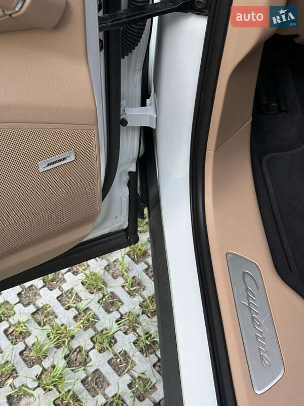 Внедорожник / Кроссовер Porsche Cayenne 2018 в Львове