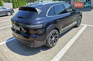Позашляховик / Кросовер Porsche Cayenne 2018 в 