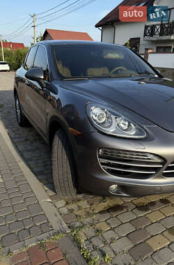 Внедорожник / Кроссовер Porsche Cayenne 2013 в 