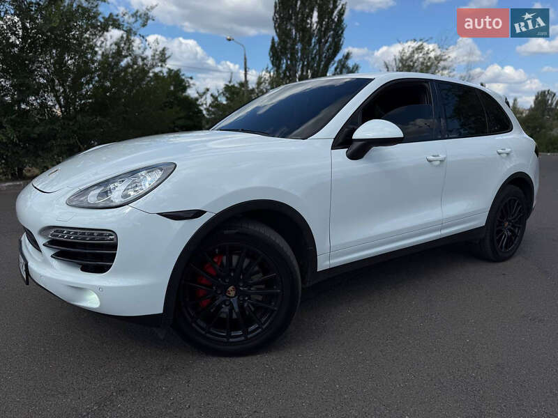 Позашляховик / Кросовер Porsche Cayenne 2013 в Кривому Розі