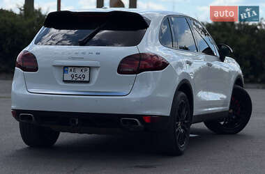 Внедорожник / Кроссовер Porsche Cayenne 2013 в 