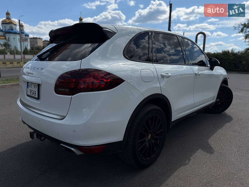 Позашляховик / Кросовер Porsche Cayenne 2013 в Кривому Розі