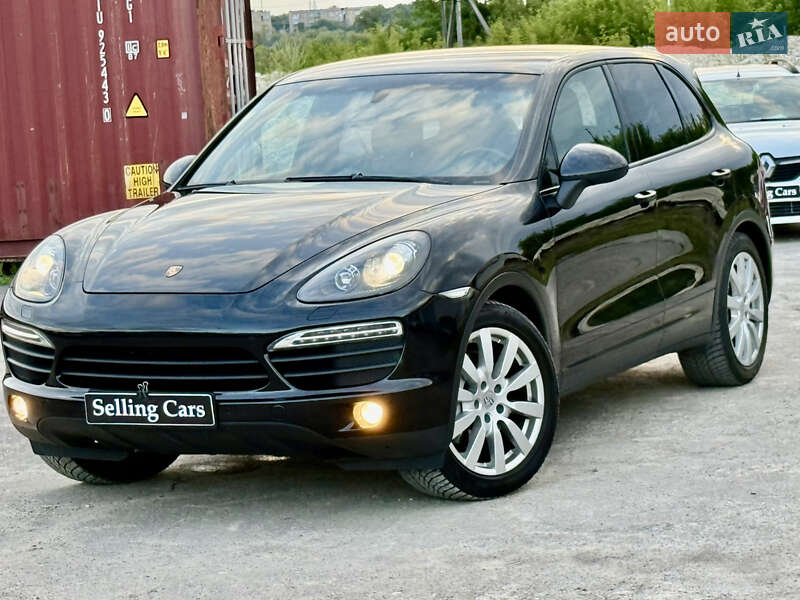 Позашляховик / Кросовер Porsche Cayenne 2011 в Рівному