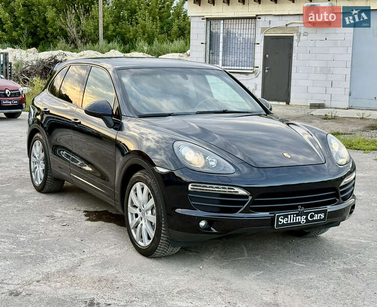 Позашляховик / Кросовер Porsche Cayenne 2011 в Рівному