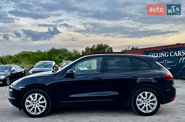 Позашляховик / Кросовер Porsche Cayenne 2011 в 
