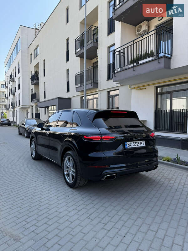 Внедорожник / Кроссовер Porsche Cayenne 2019 в Львове
