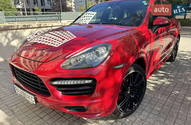 Позашляховик / Кросовер Porsche Cayenne 2013 в Львові
