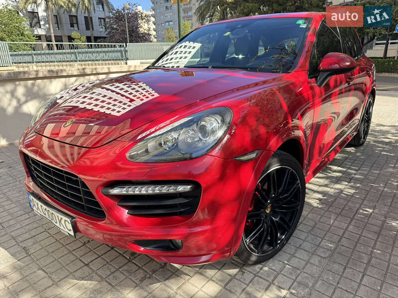 Внедорожник / Кроссовер Porsche Cayenne 2013 в Львове