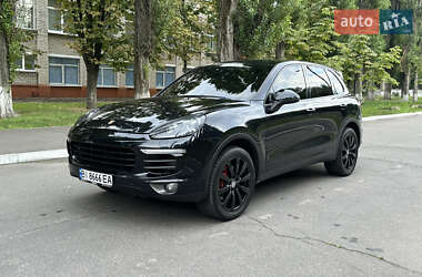 Внедорожник / Кроссовер Porsche Cayenne 2014 в Кременчуге