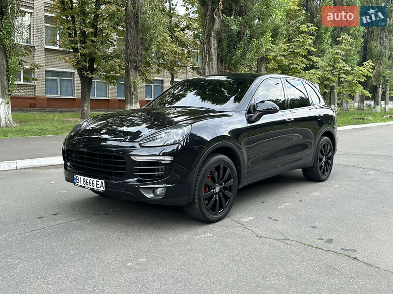 Внедорожник / Кроссовер Porsche Cayenne 2014 в Кременчуге