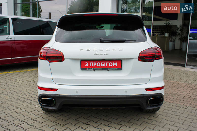 Внедорожник / Кроссовер Porsche Cayenne 2017 в Житомире