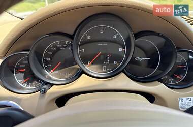 Внедорожник / Кроссовер Porsche Cayenne 2013 в 