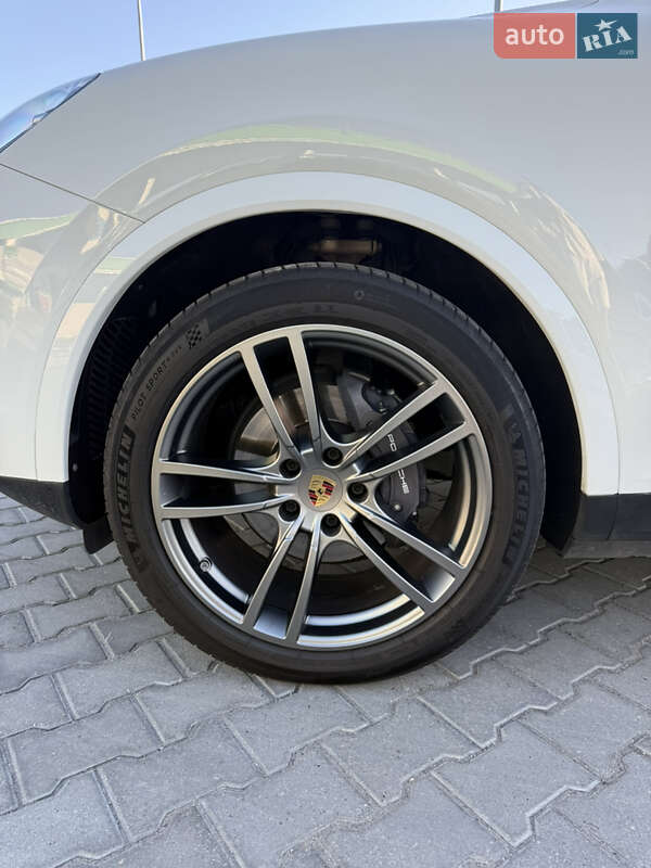 Внедорожник / Кроссовер Porsche Cayenne 2019 в Виннице фото 10 Внедорожник / Кроссовер Porsche Cayenne 2019 в Виннице