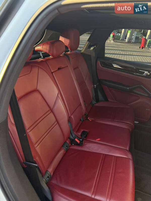 Внедорожник / Кроссовер Porsche Cayenne 2019 в Виннице фото 17 Внедорожник / Кроссовер Porsche Cayenne 2019 в Виннице